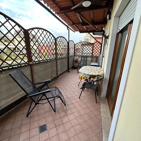 Suite Tania Fregenae Bagian luar foto